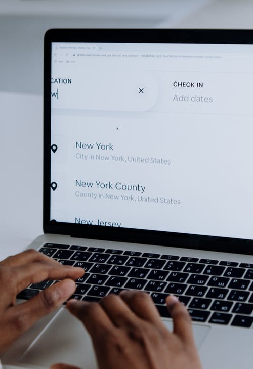 Washington: Airbnb blocca le prenotazioni nella settimana dell’ insediamento del Presidente