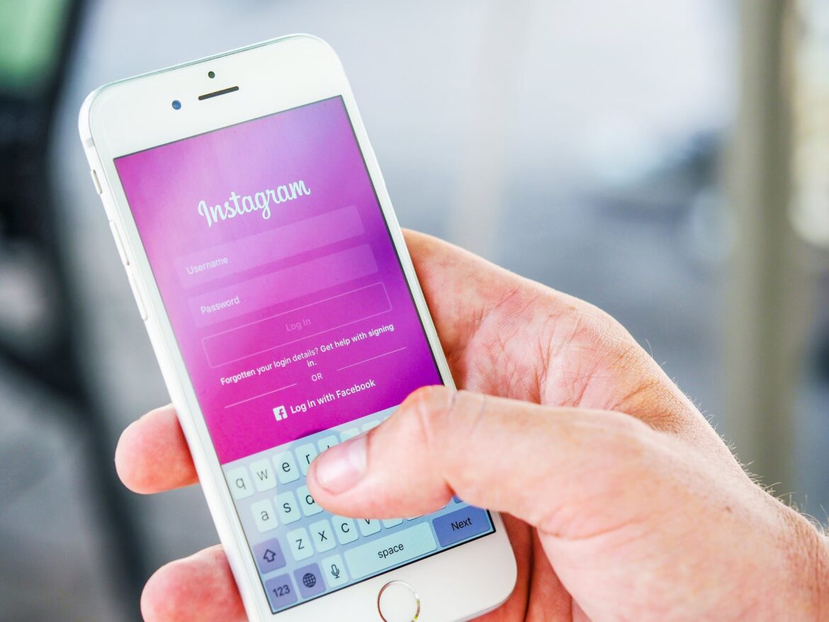 Le app Whatsapp ed Instagram down in tutta ITALIA