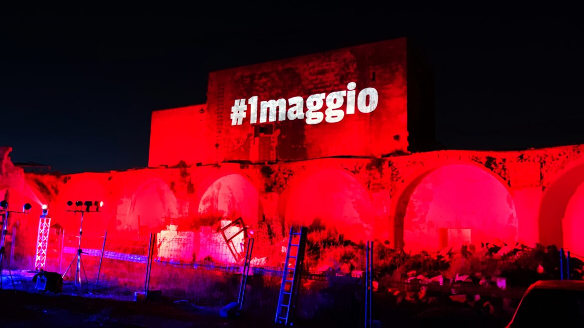 [video] – Primo Maggio, video-evento di Comune e Pro loco di Tricase. Scelto l’ex Acait, “luogo di lavoro, socialità, lacrime e lotta”