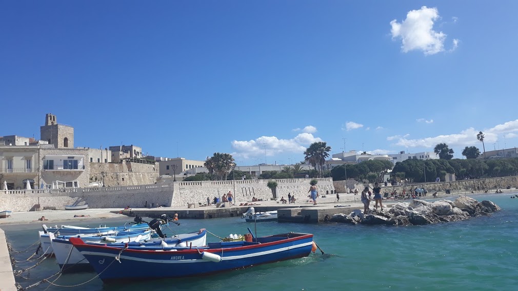 La mostra su Bansky, Battiti live, Giornalisti del Mediterraneo: l’estate di Otranto è ricca di emozioni