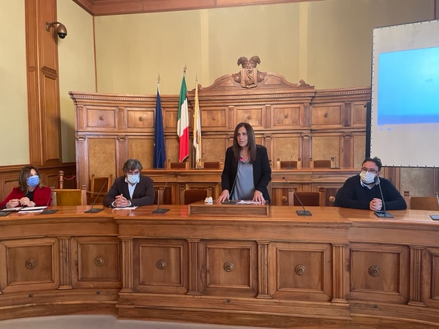 Sinergia e campagna di sensibilizzazione contro la violenza sulle donne: adesione di 56 Comuni