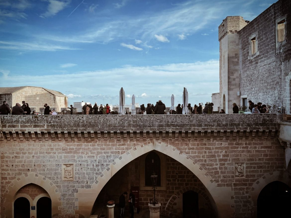 La Primavera del Castello Volante di Corigliano d’Otranto: gli appuntamenti, tra musica, aperitivi e visite guidate