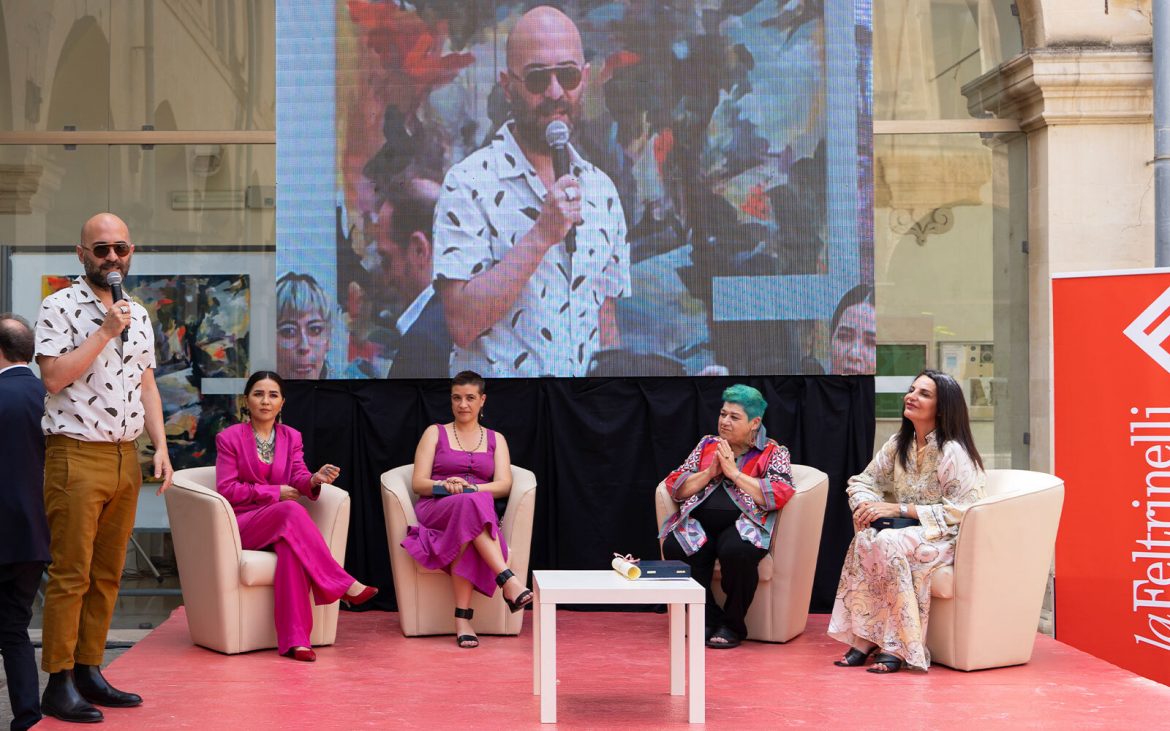 Mostre, presentazioni, workshop, incontri: è già successo di pubblico per il Festival delle Letterature. Plauso di Sangiorgi