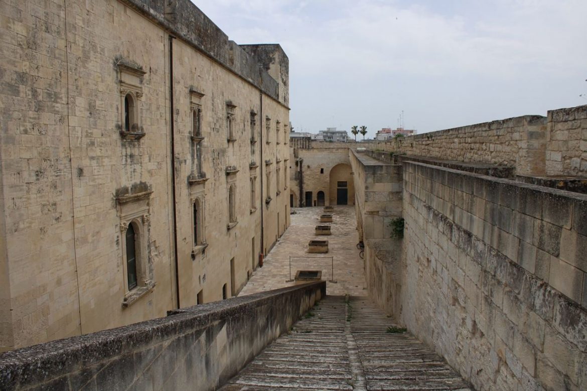 “Cosa vedere a Lecce”, nuova mappa disponibile al punto informativo del Castello Carlo V