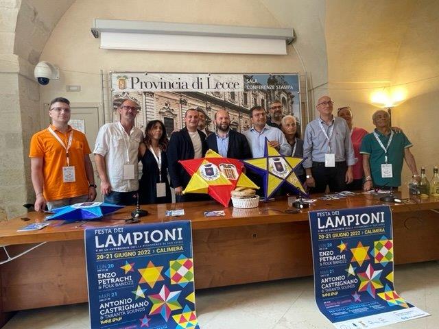 A Calimera si rinnova la tradizione: dopo due anni di sosta forzata torna la Festa dei Lampioni e de lu Cuturusciu