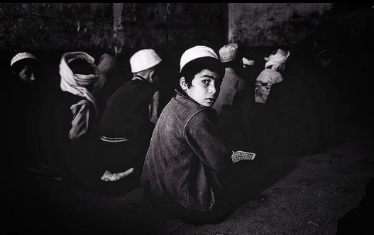 “Immagini da un mondo ferito”: in 30 scatti il racconto sulla guerra del fotogiornalista Angelo Calianno