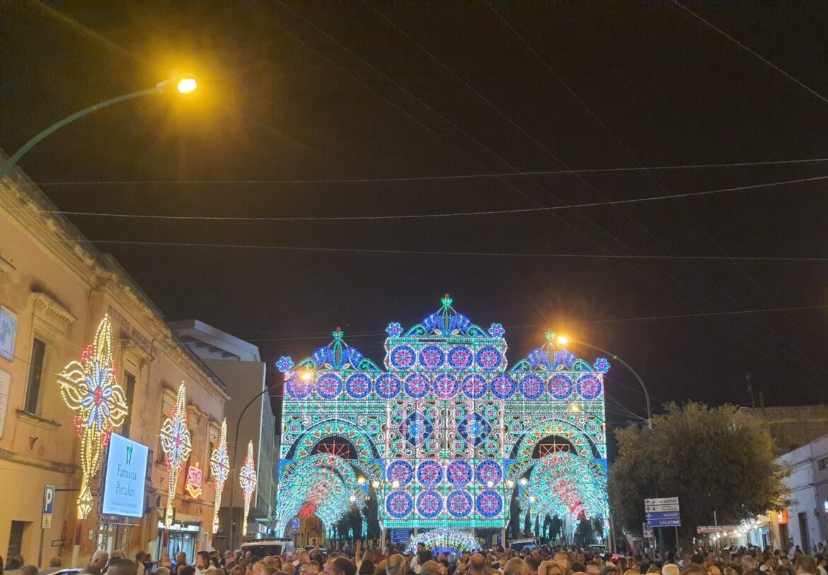 Celebrazioni religiose e fuochi pirotecnici, a Copertino prosegue la festa per il suo Santo Patrono
