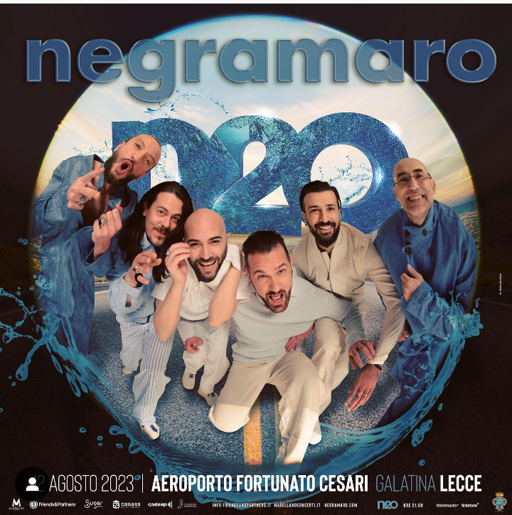 Negramaro, concerto-evento all’aeroporto di Galatina nel ventennale del primo album: esultanza dei fan